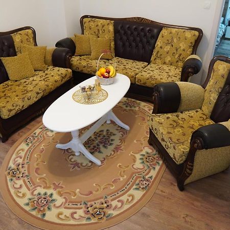 Apartments Manitovac M Никшич Экстерьер фото