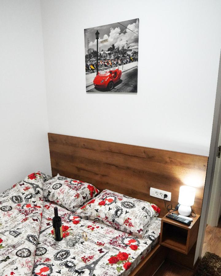 Apartments Manitovac M Никшич Экстерьер фото