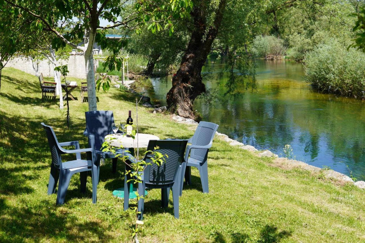 Apartments Manitovac M Никшич Экстерьер фото